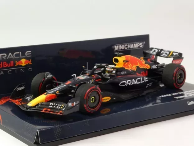 Minichamps Red Bull F1 Rb18 Team Oracle Red Bull Racing N 1 Winner Spanish Gp World Champion 2022 Max Verstappen 1:43 417220601