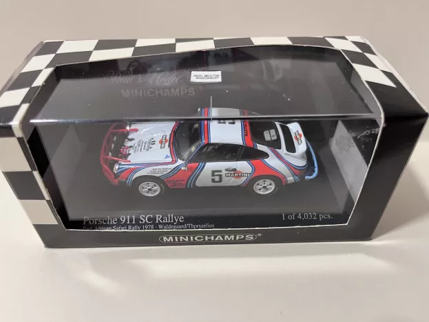 Minichamps Porsche 911 Sc Martini N 5 Rally East African Safari 1978 Waldegaard Thorszelius 1:43 400786205