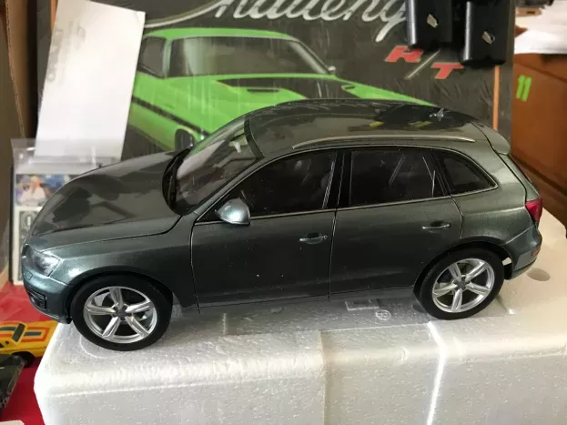 Kyosho Audi Q5 2.0t Quattro 2008 1:18 09241GR