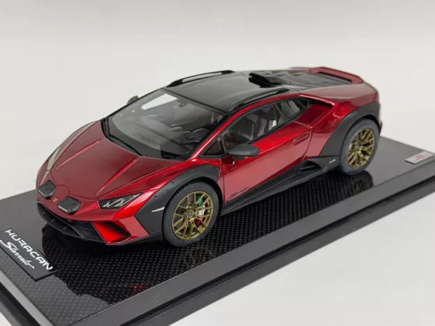 MR Models Lamborghini Huracan Sterrato 2022 Con Vetrina With Showcase 1:18 LAMBO057A