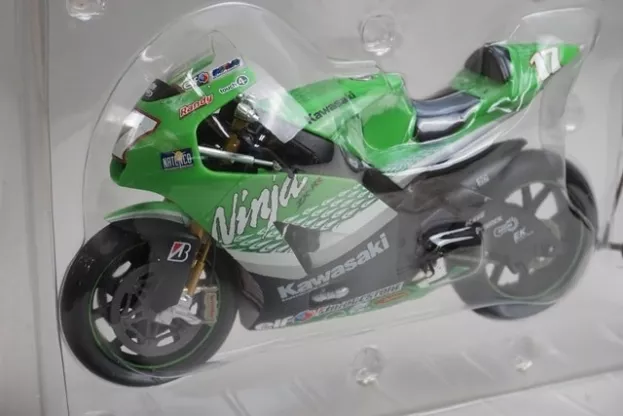 IXO Models Kawasaki Ninja Zx-rr N 17 Moto Gp 2006 Randy De Puniet 1:12 BRB005