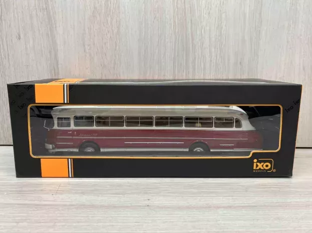 IXO Models Ikarus 66 Autobus 1972 1:43 BUS025LQ