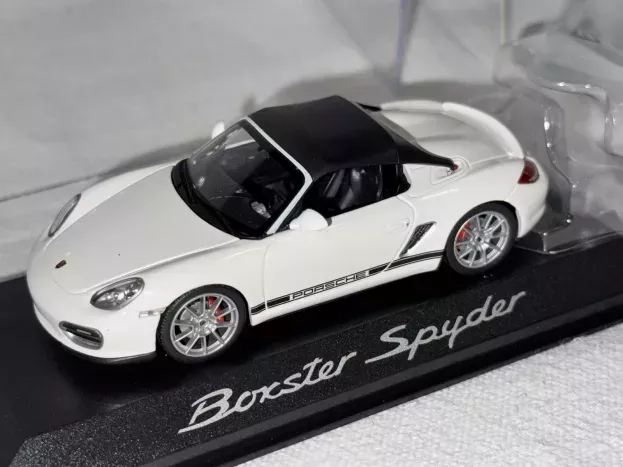 Minichamps Porsche Boxster Spider 2010 1:43 WAP0201010A