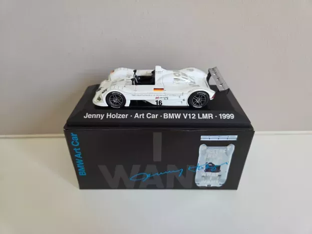 Minichamps Bmw Lmr V12 N 16 24h Le Mans 1999 J.winkelhock T.kristensen Art-car Protect Me From What I Want By Jenny Holzer 1:43 80420008552