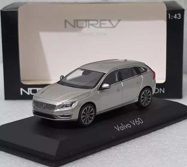 Norev Volvo V60 2013 1:43 870015