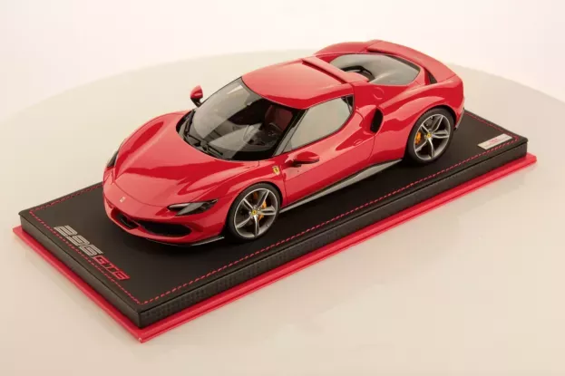 MR Models Ferrari 296 Gtb Hybrid 830hp V6 2021 Con Vetrina With Showcase 1:18 FE035E