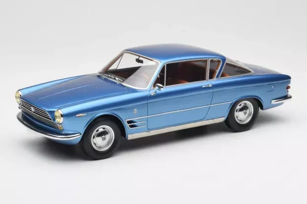 BoS Models Fiat 2300s Coupe 1962 1:18 BOS161
