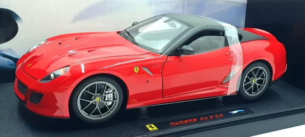 Hot Wheels Ferrari 599 Gto 2010 1:18 T6925