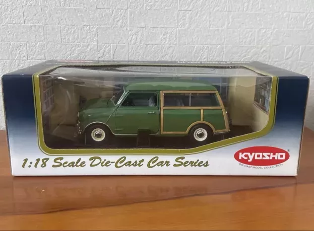 Kyosho Morris Mini Minor Traveller 1960 1:18 08195G