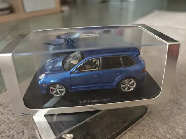 Spark Porsche Ruf Cayenne Dakara 2010 1:43 S0746
