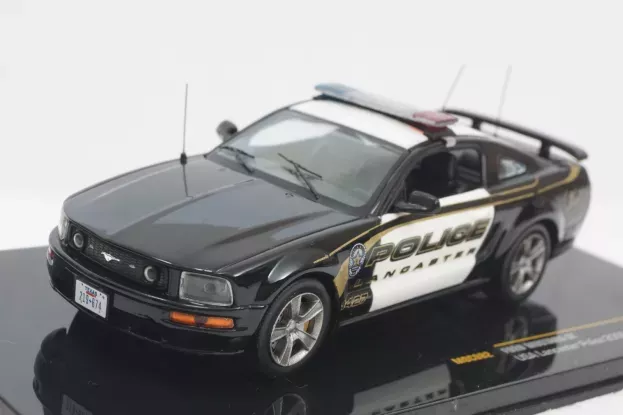 IXO Models Ford Mustang Gt Usa Lancaster Police 2005 1:43 MOC082