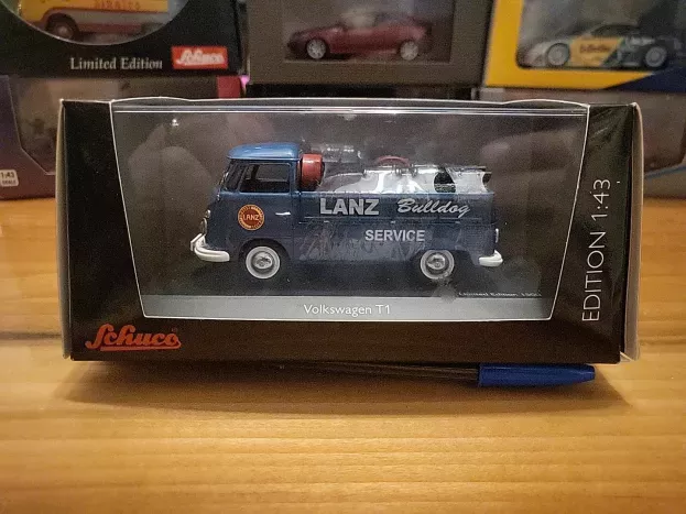 Schuco Volkswagen T1 Pick-up Tractor Lanz Service 1:43 3075