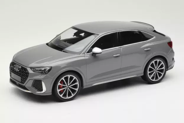 Minichamps Audi Q3 Rs 2019 1:18 155018100