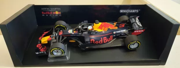 Minichamps Red Bull F1 Rb14 Team Aston Martin Tag Heuer N 3 Season 2018 D.ricciardo 1:18 110180003