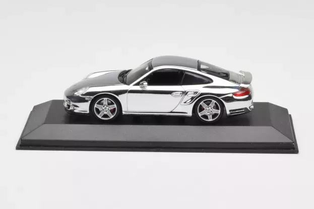 Minichamps Porsche 911 997 Turbo 2006 1:43 WAP02060816
