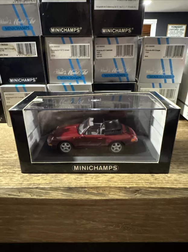 Minichamps Porsche 911 993 Carrera Cabriolet 1994 1:43 430063034
