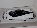 PAGANI   HUAYRA 2012  AUTOART 78267 1/18