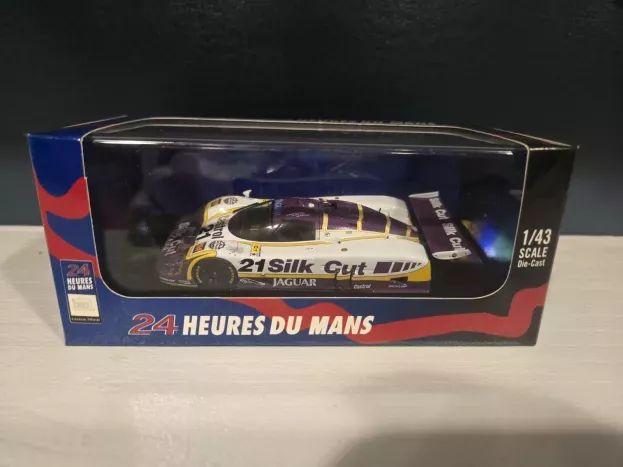 IXO Models Jaguar Xjr9 N 21 24h Le Mans 1988 D.jones D.sullivan P.cobb 1:43 LMC143