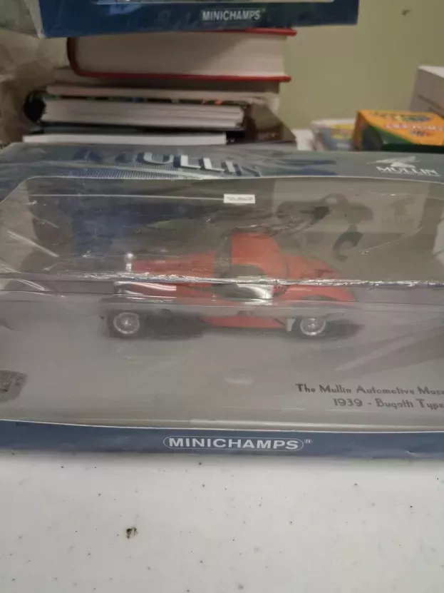 Minichamps Bugatti Type 57c Atalante 1939 1:43 437110220