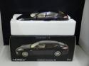 187617 Norev Porsche Panamera 4S 2009 1/18
