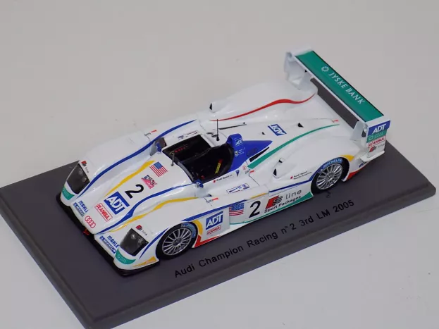 Spark Audi R8 N 2 3rd 24h Le Mans 2005 Biela Pirro Mcnish 1:43 S0671