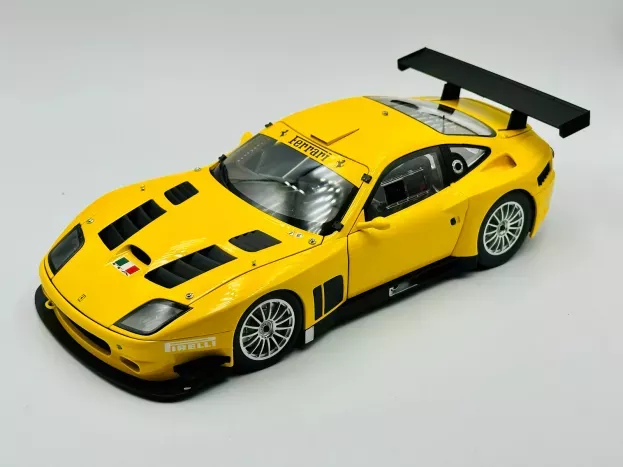 Kyosho Ferrari 575gtc Evoluzione 2005 1:18 08392C