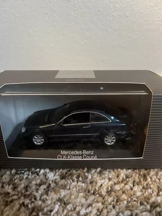 Minichamps Mercedes Clk-class Cabriolet 2003 1:43 B66962175