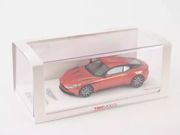 Truescale Aston Martin Db11 Coupe 2017 1:43 TSM430100
