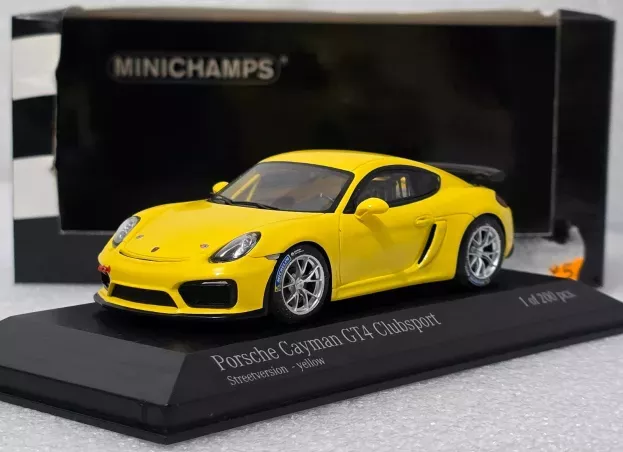 Minichamps Porsche Cayman Gt4 Clubsport Coupe 2015 1:43 437166100