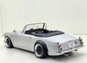 CUSTOM 1:18 Autoart Datsun Fairlady 2000 SR311 Silver (77432)
