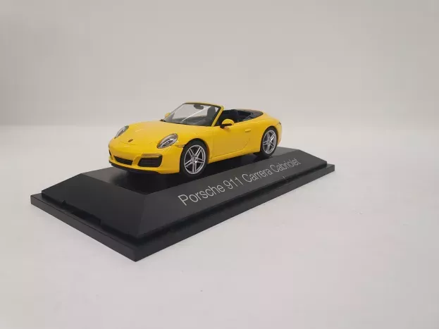 Herpa Porsche 911 991-2 Carrera Cabriolet 2016 1:43 71024