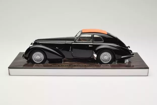 Minichamps Alfa Romeo 8c 2900b Lungo 1938 1:18 100120421