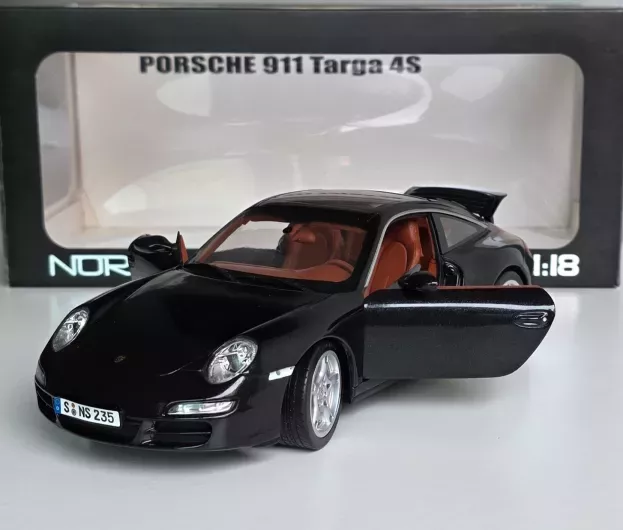Norev Porsche 911 997 Targa 4s 2007 1:18 187506