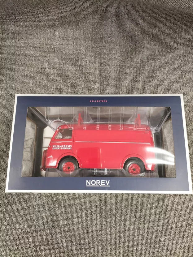Norev Peugeot D4a Van Ville De Cassis Sapeurs Pompiers 1956 1:18 184707