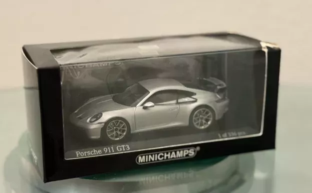 Minichamps Porsche 911 992 Gt3 Coupe 2020 1:43 410069204