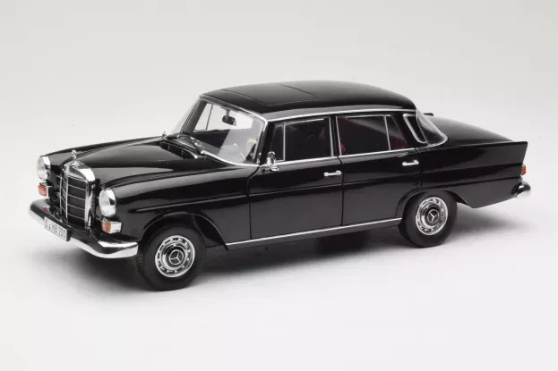 Norev Mercedes 200 Sedan 1966 1:18 183574