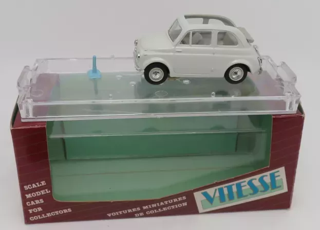 Vitesse Fiat 500 + Piaggio Vespa 50 1:43 501