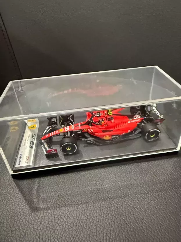 Looksmart Ferrari F1 Sf-23 Team Scuderia Ferrari N 55 4th Bahrain Gp 2023 Carlos Sainz 1:43 LSF1052