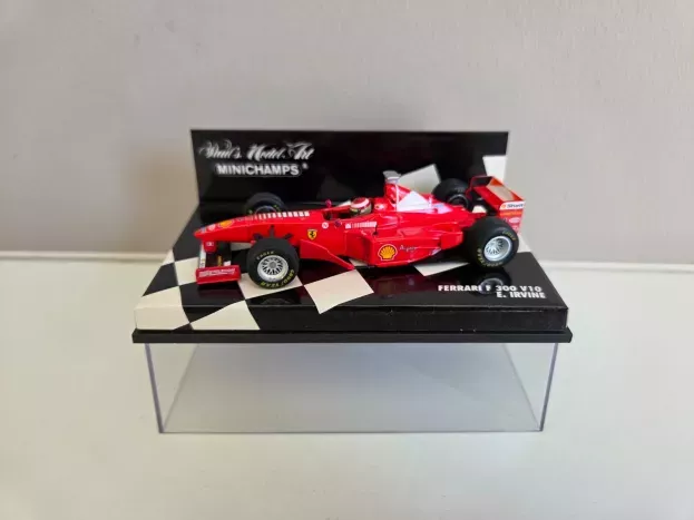 Minichamps Ferrari F1 F300 V10 N 4 Season 1998 E.irvine 1:43 430980004