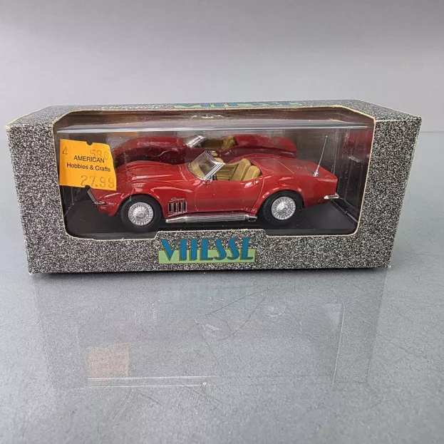 Vitesse Chevrolet Corvette Stingray 427 Convertible 1968 1:43 036C