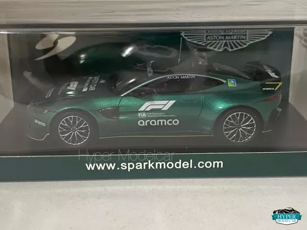 Spark Aston Martin Vantage F1 Safety Car Season 2023 Bernd Maylander 1:43 S5873