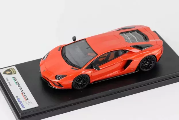 Looksmart Lamborghini Aventador S 2016 1:43 LS468C