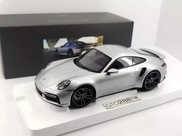 Minichamps Porsche 911 992 Turbo S Coupe 2020 1:18 WAP02117A0L001