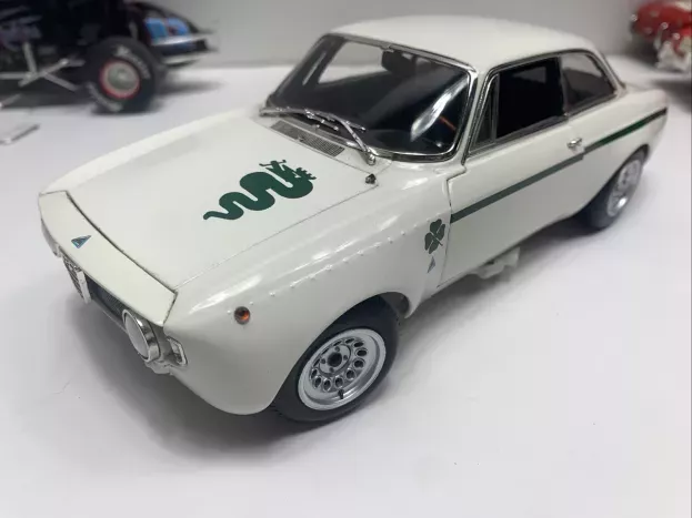 Minichamps Alfa Romeo Gta 1300 Junior 1971 1:18 155120021