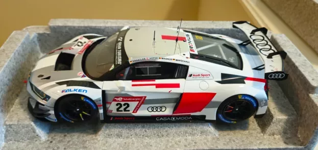 Spark Audi R8 Lms Gt3 Team Audi Sport Car Collection N 22 24h Nurburgring 2023 Luca Engstler Max Hofer Gilles Magnus Dennis Marschall 1:18 5022300152