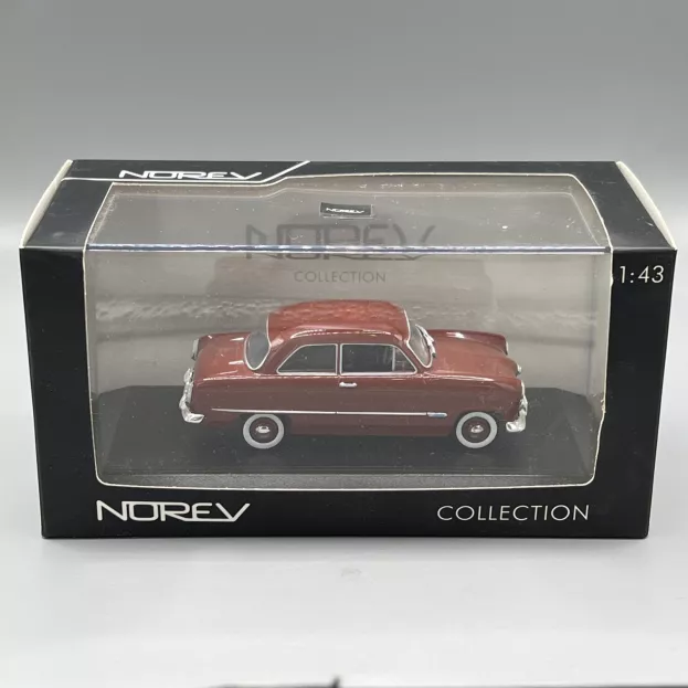 Norev Ford Taunus 12m 1:43 270533