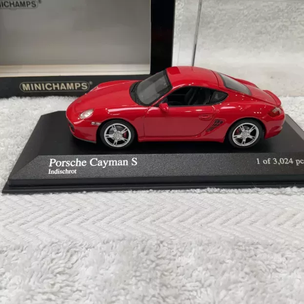 Minichamps Porsche Cayman S 2005 1:43 400065620