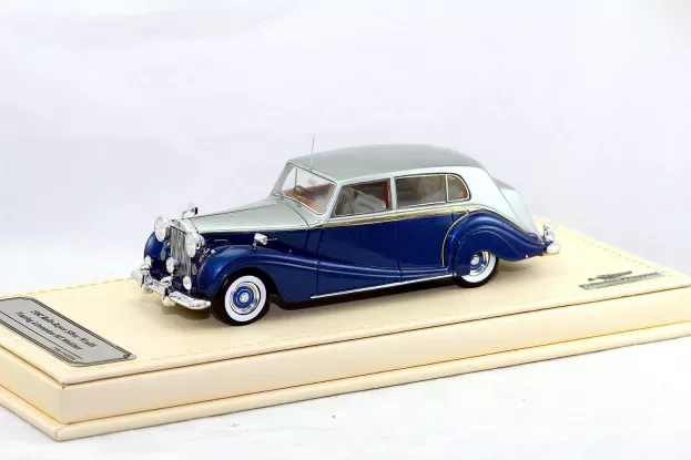 Truescale Rolls Royce Silver Wraith Touring Limousine Hj Mulliner 1956 1:43 TSMCE154310
