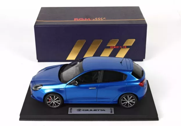 BBR Alfa Romeo Giulietta Veloce 2018 1:18 RGM18001A