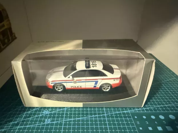 Minichamps Audi A4 2004 Luxemburg Police 1:43 400014490